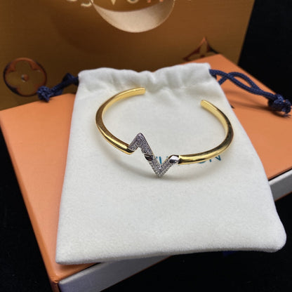 [⭐Spark]VOLTE UPSITE DOWN DIAMOND GOLD OPEN BRACELET