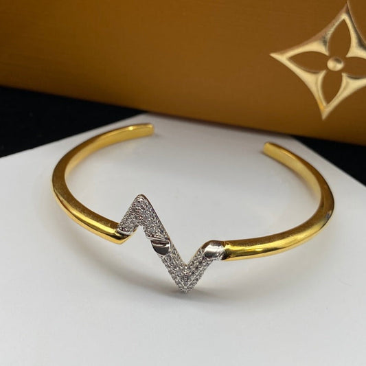 [⭐Spark]VOLTE UPSITE DOWN DIAMOND GOLD OPEN BRACELET