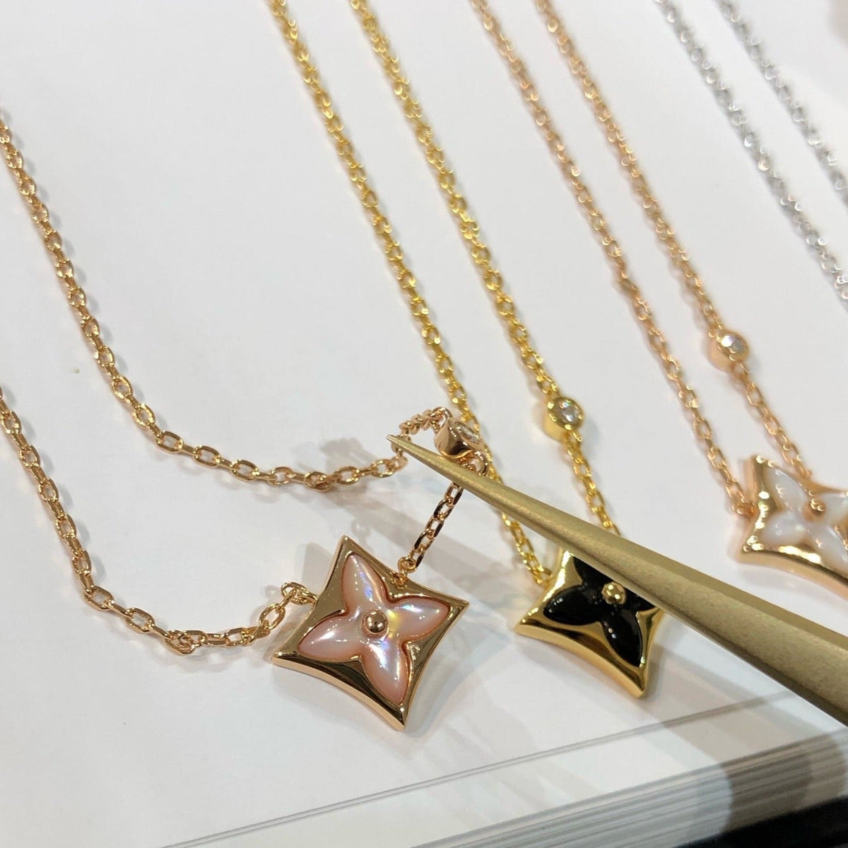 [⭐Spark]STAR BLACK MOP NECKLACE