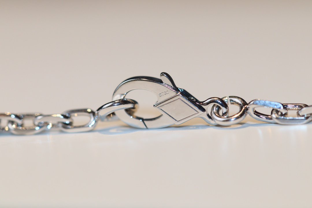 [⭐Spark]CLOVER 20 MOTIFS ONYX DIAMOND SILVER