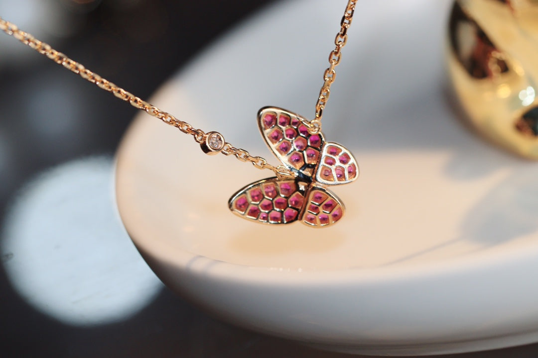 [⭐Spark]BUTTERFLY RED DIAMOND ROSE GOLD NECKLACE