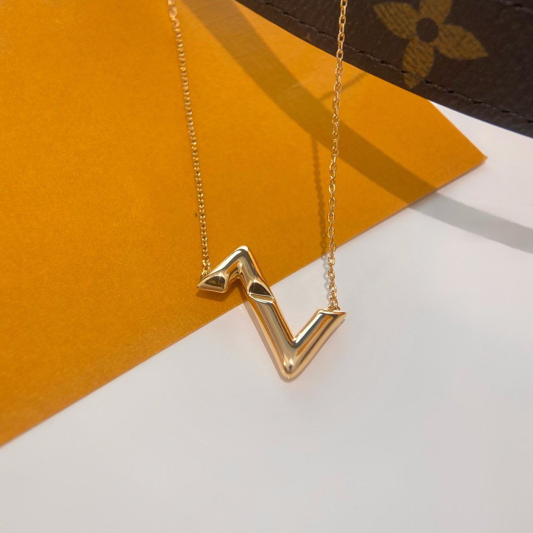 [⭐Spark]VOLTE UPSIDE DOWN NECKLACE