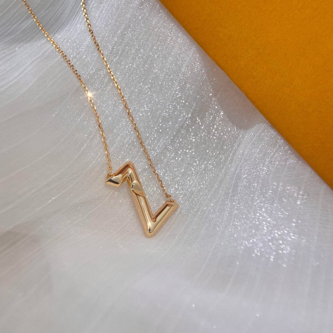 [⭐Spark]VOLTE UPSIDE DOWN NECKLACE