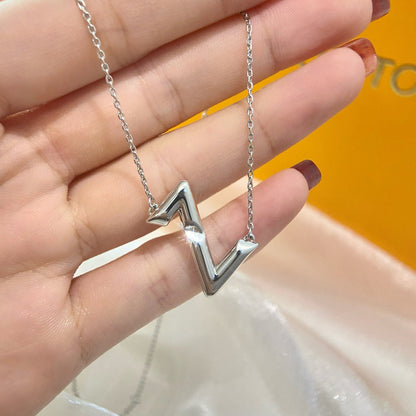 [⭐Spark]VOLTE UPSIDE DOWN NECKLACE