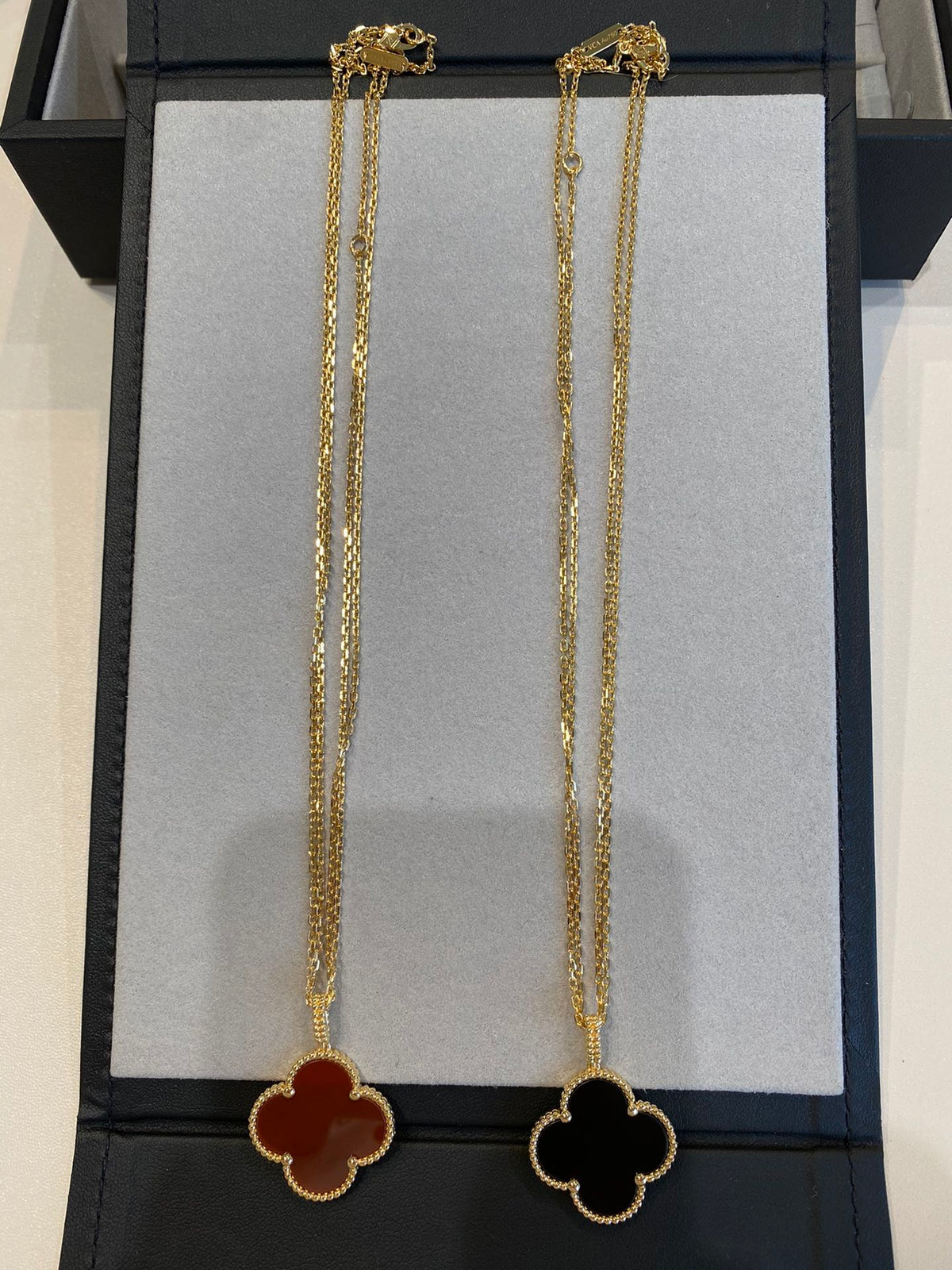 [⭐Spark]CLOVER 25MM NECKLACE GOLD CARNELIAN