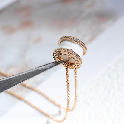 [⭐Spark]ZERO 1 WHITE CERAMIC PINK GOLD DIAMOND NECKLACE