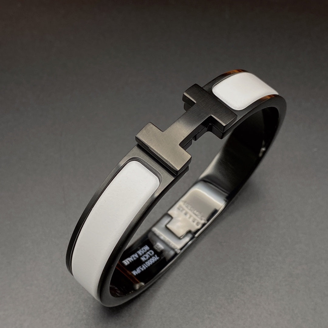 [⭐Spark]H BRACELET 12MM BLACK WHITE CERAMIC