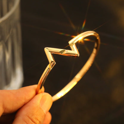 [⭐Spark]VOLTE UPSITE DOWN BRACELET