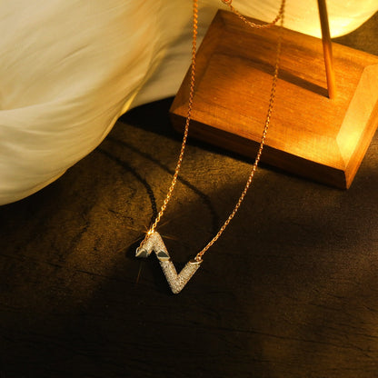 [⭐Spark]VOLT SILVER DIAMOND PEDANT NECKLACE