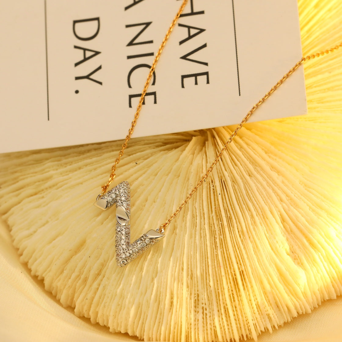 [⭐Spark]VOLT SILVER DIAMOND PEDANT NECKLACE