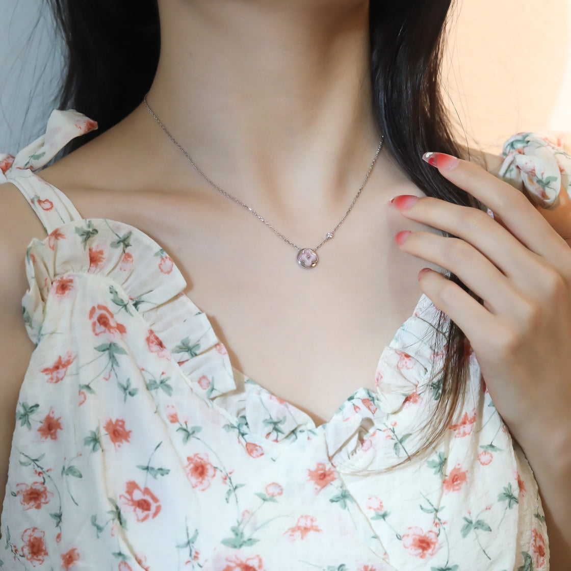 [⭐Spark]SUN PEDANT PINK GOLD 1 DIAMOND NECKLACE