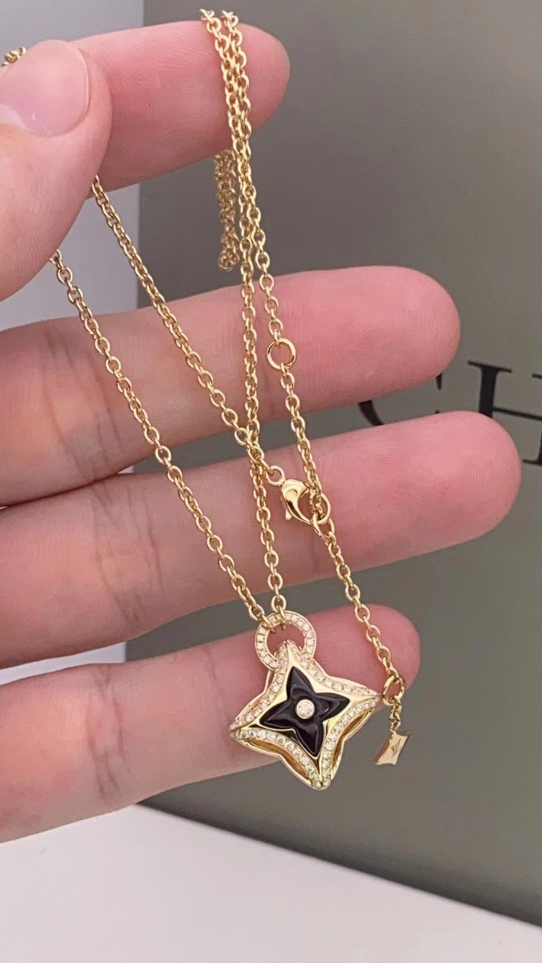 [⭐Spark]STAR PEDANT PINK GOLD DIAMOND NECKLACE