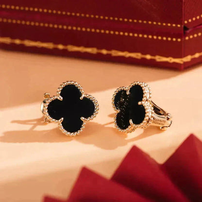 [⭐Spark]CLOVER MEDIUM 1 MOTIFS  ONYX STUD EARRINGS