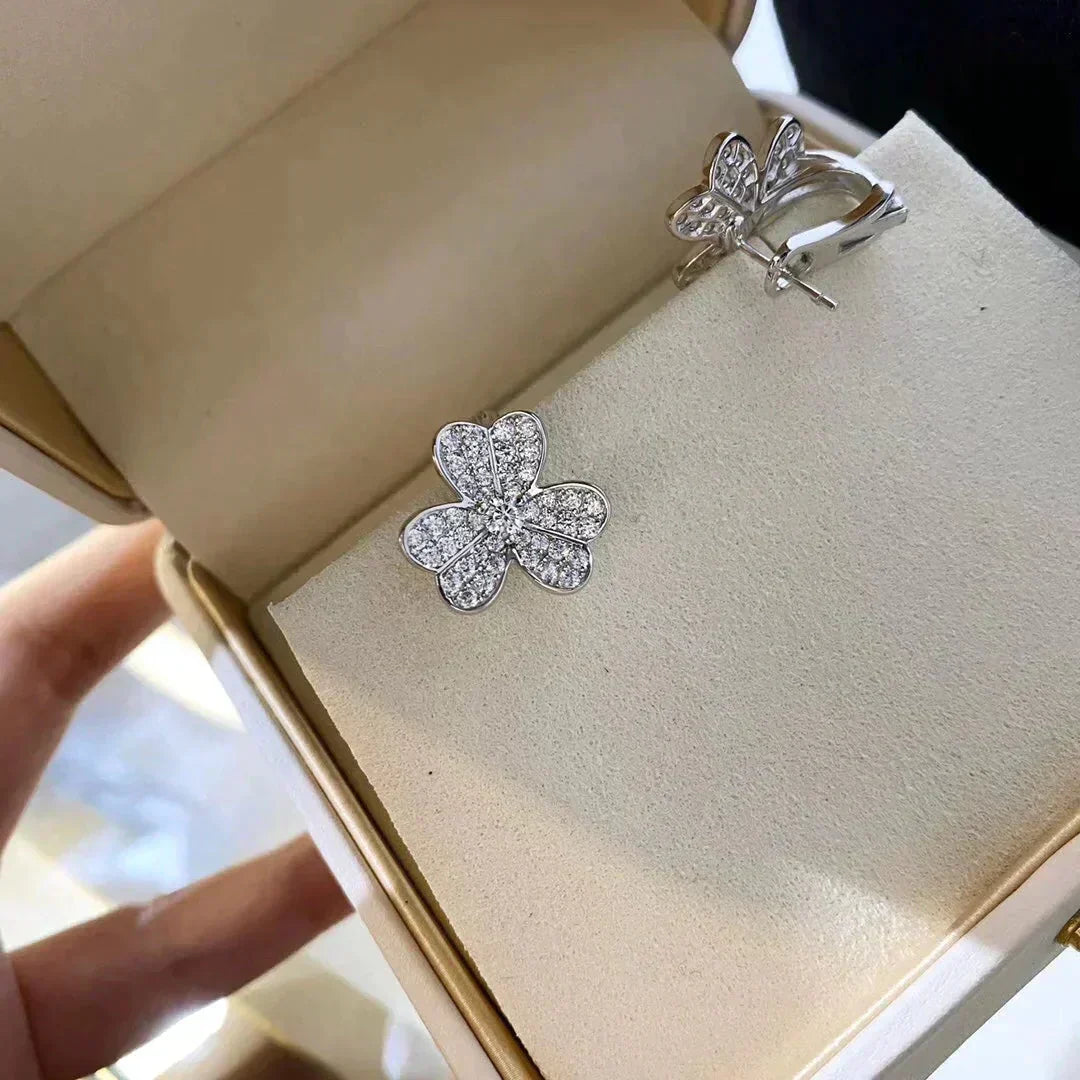 [⭐Spark]CLOVER COMOS DIAMOND EARRINGS SILVER