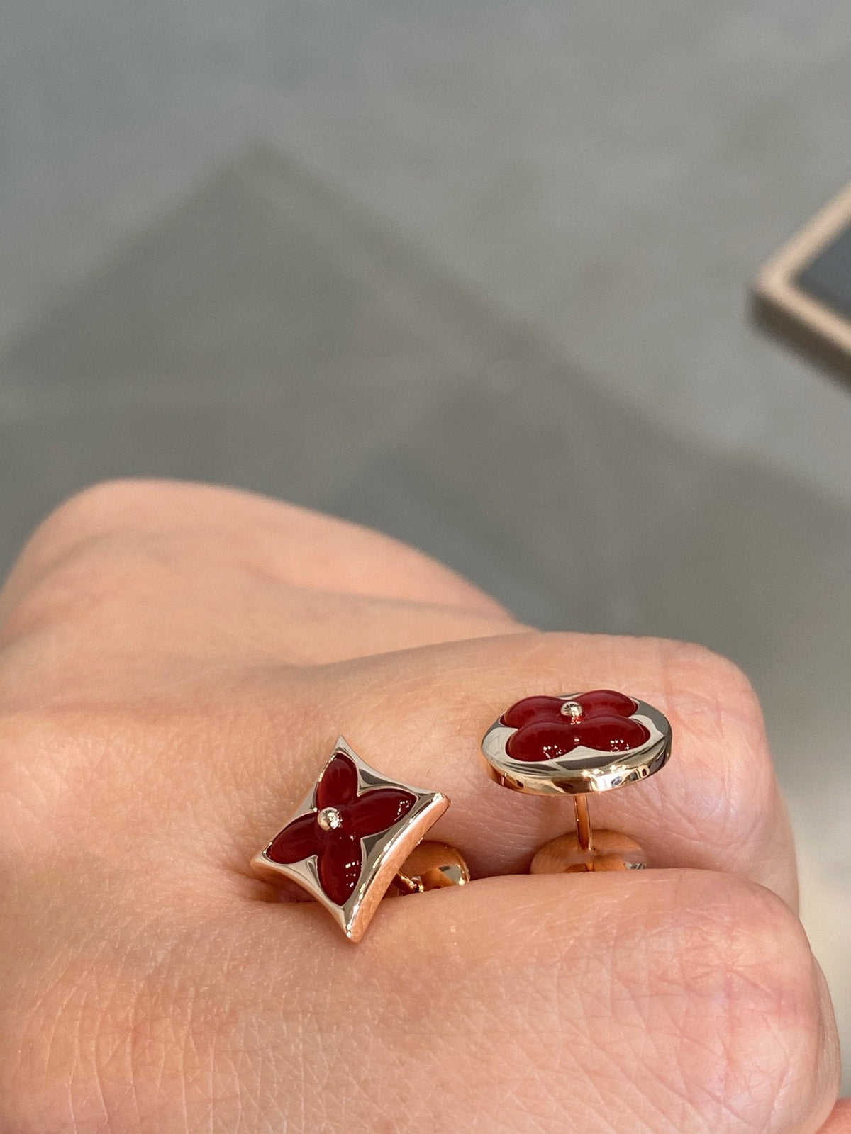 [⭐Spark]STAR AND SUN PINK GOLD CARNELIAN STUD EARRINGS
