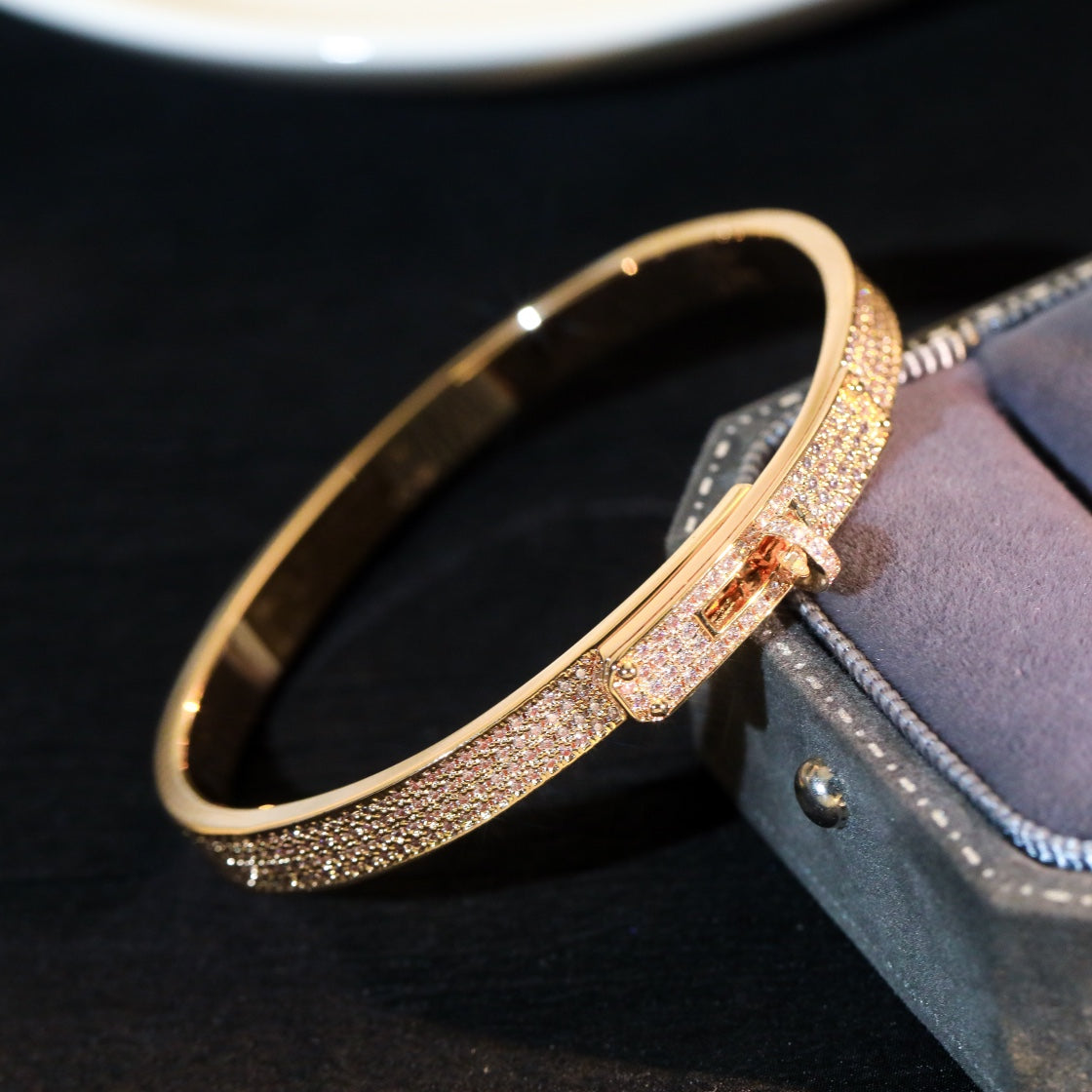 [⭐Spark]KELLY BRACELET DIAMOND PAVED