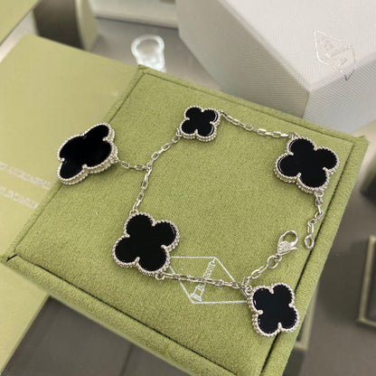 [⭐Spark]CLOVER 5 MOTIFS SIVLER ONYX BRACELET