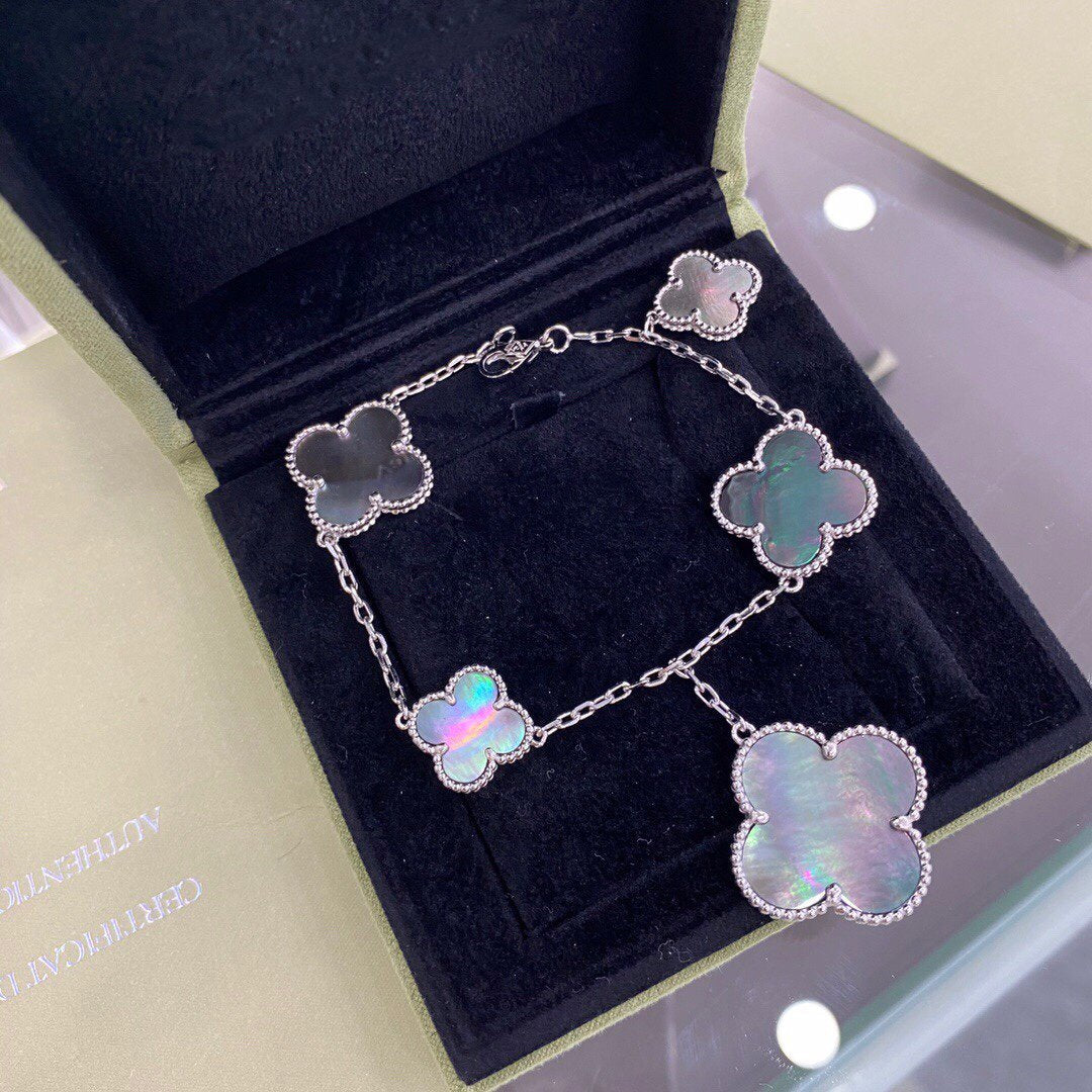 [⭐Spark]CLOVER 5 MOTIFS SIVLER DARK MOP BRACELET