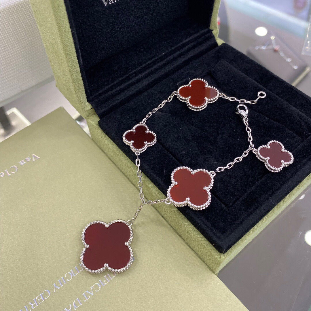 [⭐Spark]CLOVER 5 MOTIFS SIVLER CARNELIAN BRACELET