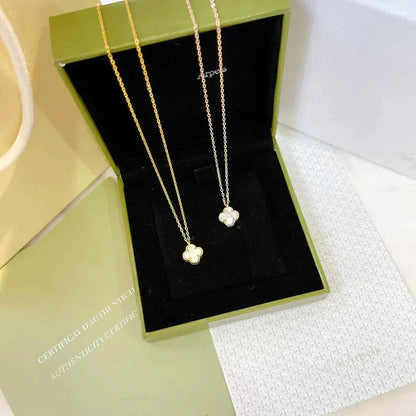 [⭐Spark]CLOVER MINI 9.5MM WHITE MOTHER-OF-PEARL NECKLACE