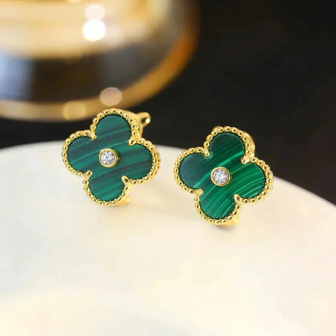[⭐Spark]CLOVER MEDIUM 1 MOTIFS MALACHITE DIAMOND EARRINGS