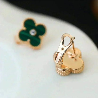 [⭐Spark]CLOVER MEDIUM 1 MOTIFS MALACHITE DIAMOND EARRINGS