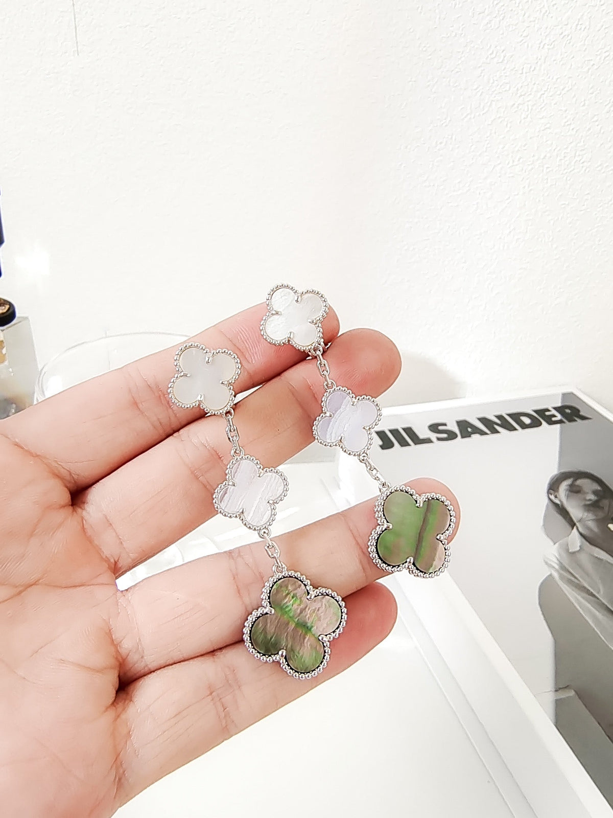 [⭐Spark]CLOVER 3 MOTIFS CHALCEDONY DARK MOP SILVER EARRINGS