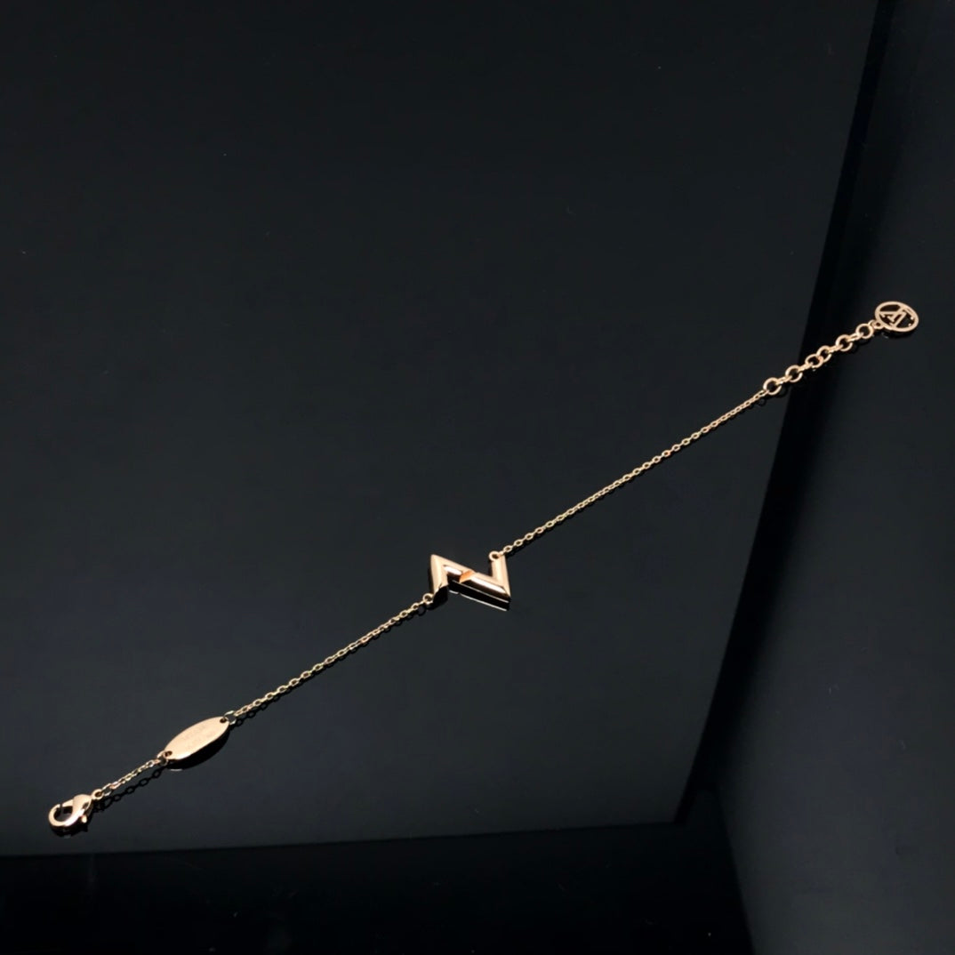 [⭐Spark]VOLT LV LOGO BRACELET
