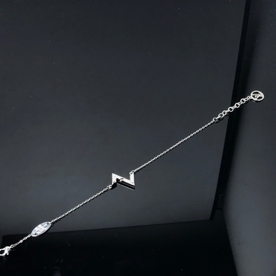 [⭐Spark]VOLT LV LOGO BRACELET