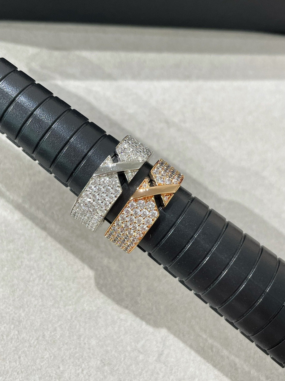 [⭐Spark]LIENS EVIDENCE  DIAMOND PAVED RING