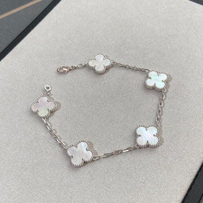 [⭐Spark]CLOVER WHITE PEARL MOP 5 MOTIF BRACELET COLLECTION