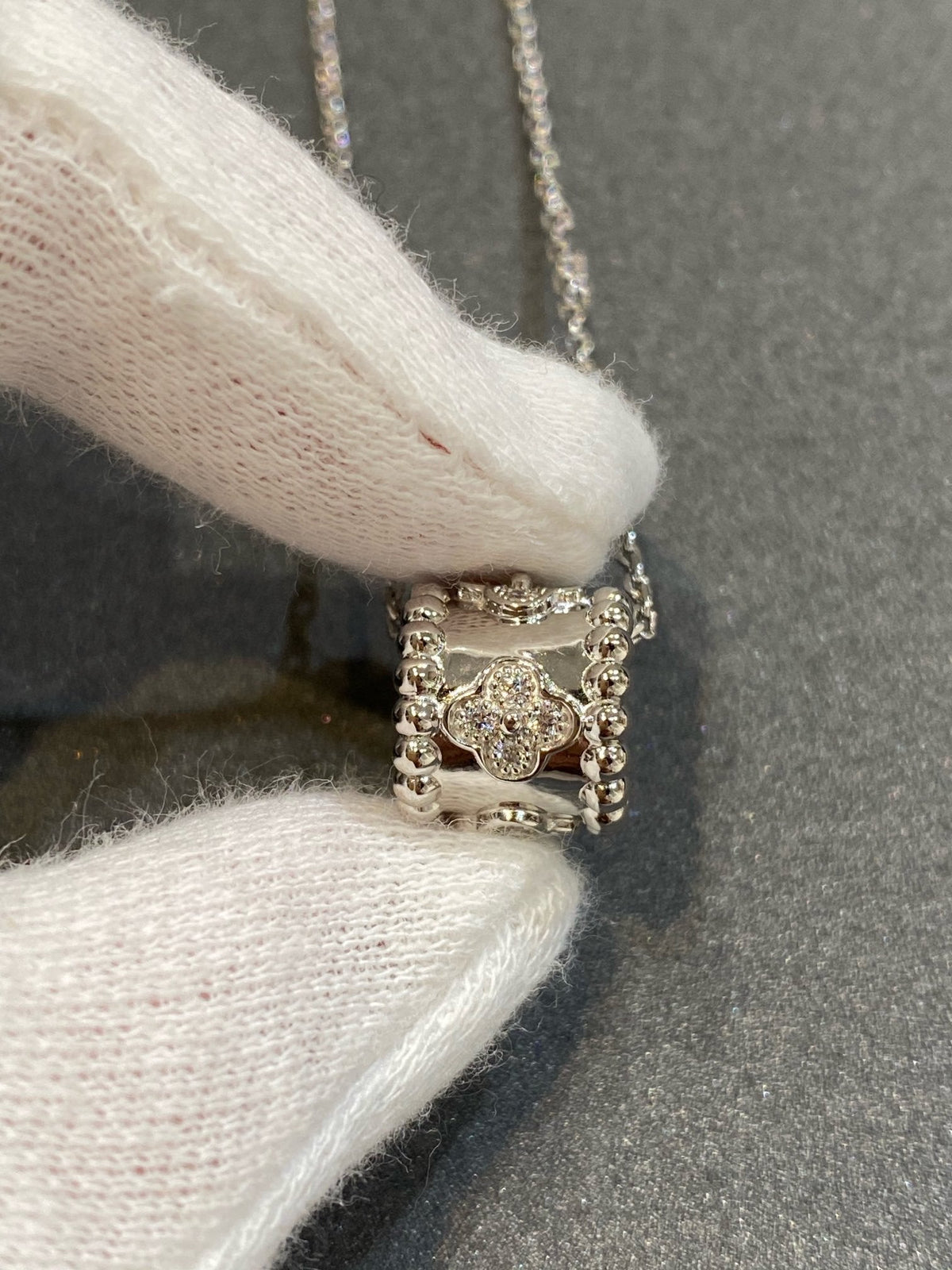[⭐Spark]PERLEE PEDANT SIVLER DIAMOND NECKLACE