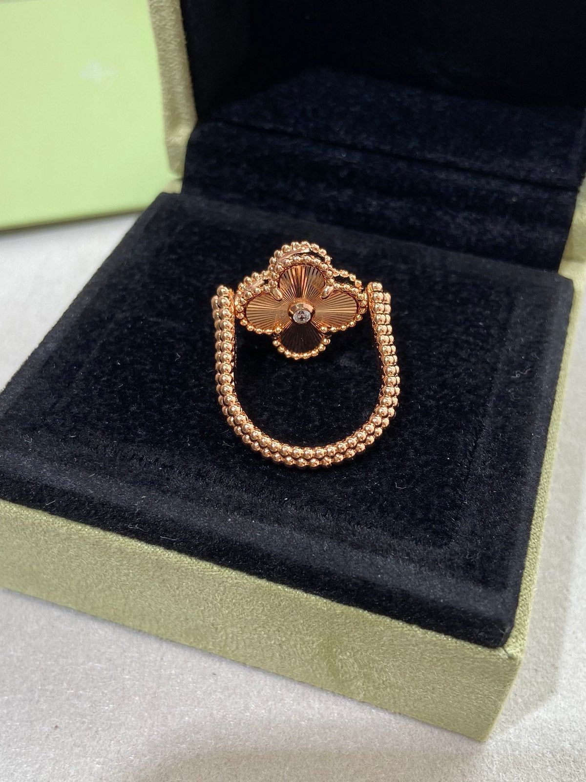 [⭐Spark]CLOVER RIVERSIBLE ROSE GOLD RING