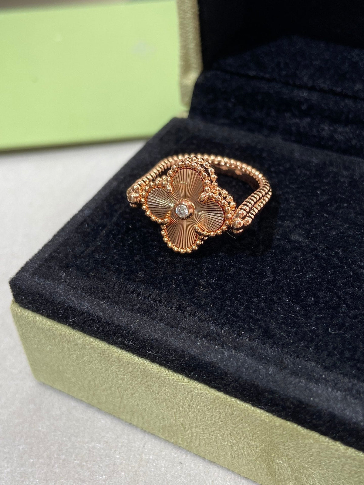 [⭐Spark]CLOVER RIVERSIBLE ROSE GOLD RING