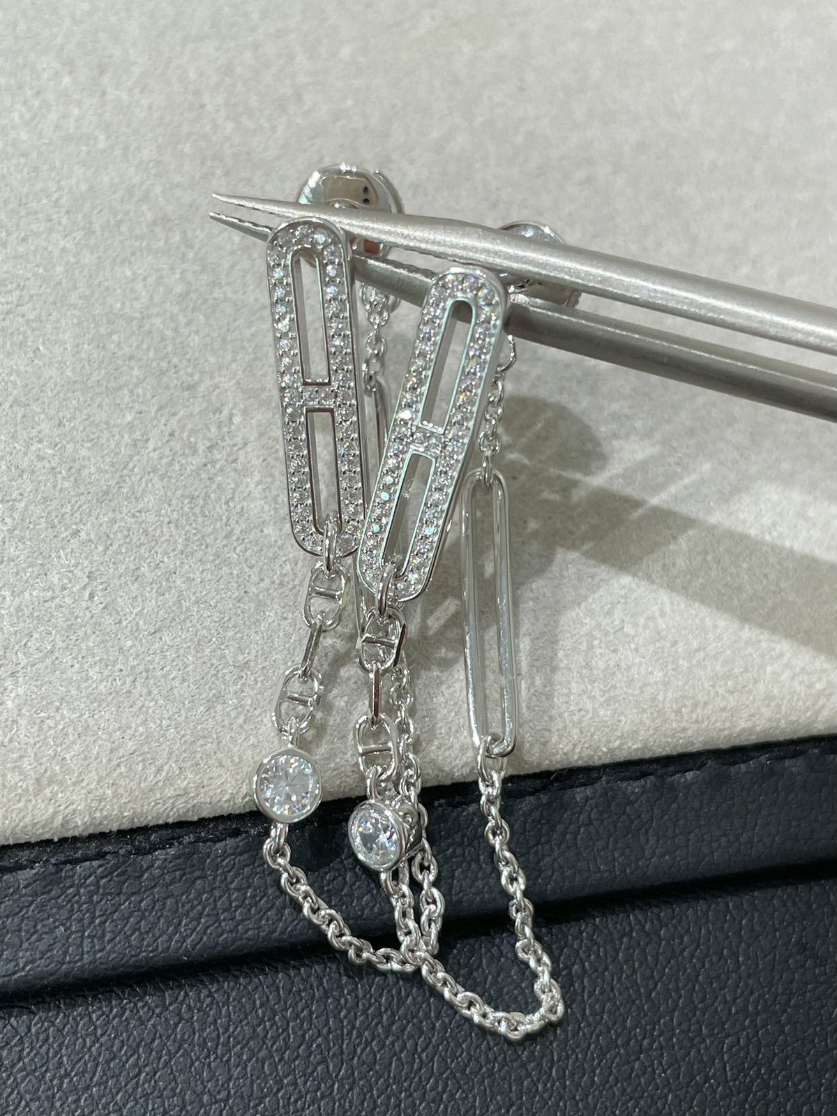 [⭐Spark]CHAINE CHAOS DIAMOND DROP EARRINGS
