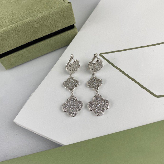 [⭐Spark]CLOVER 3 MOTIF DIAMOND SILVER DROP EARRINGS