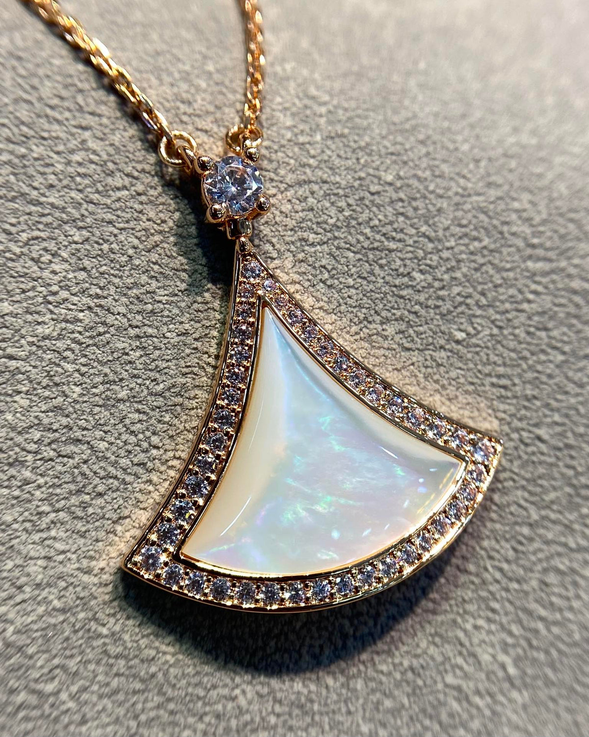 [⭐Spark]DREAM MOP DIAMOND PAVED PINK GOLD NECKLACE