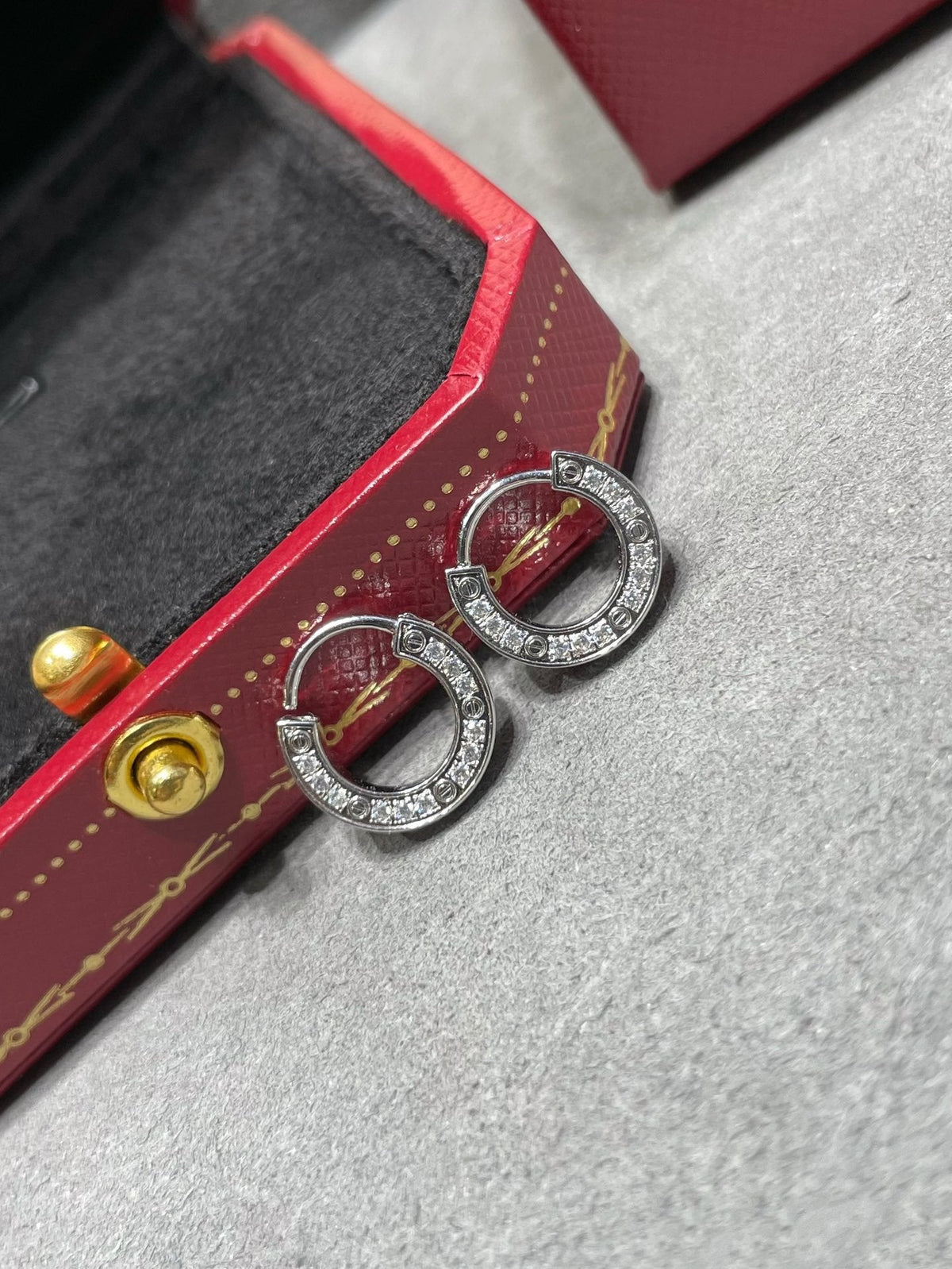 [⭐Spark]LOVE DIAMOND EARRINGS