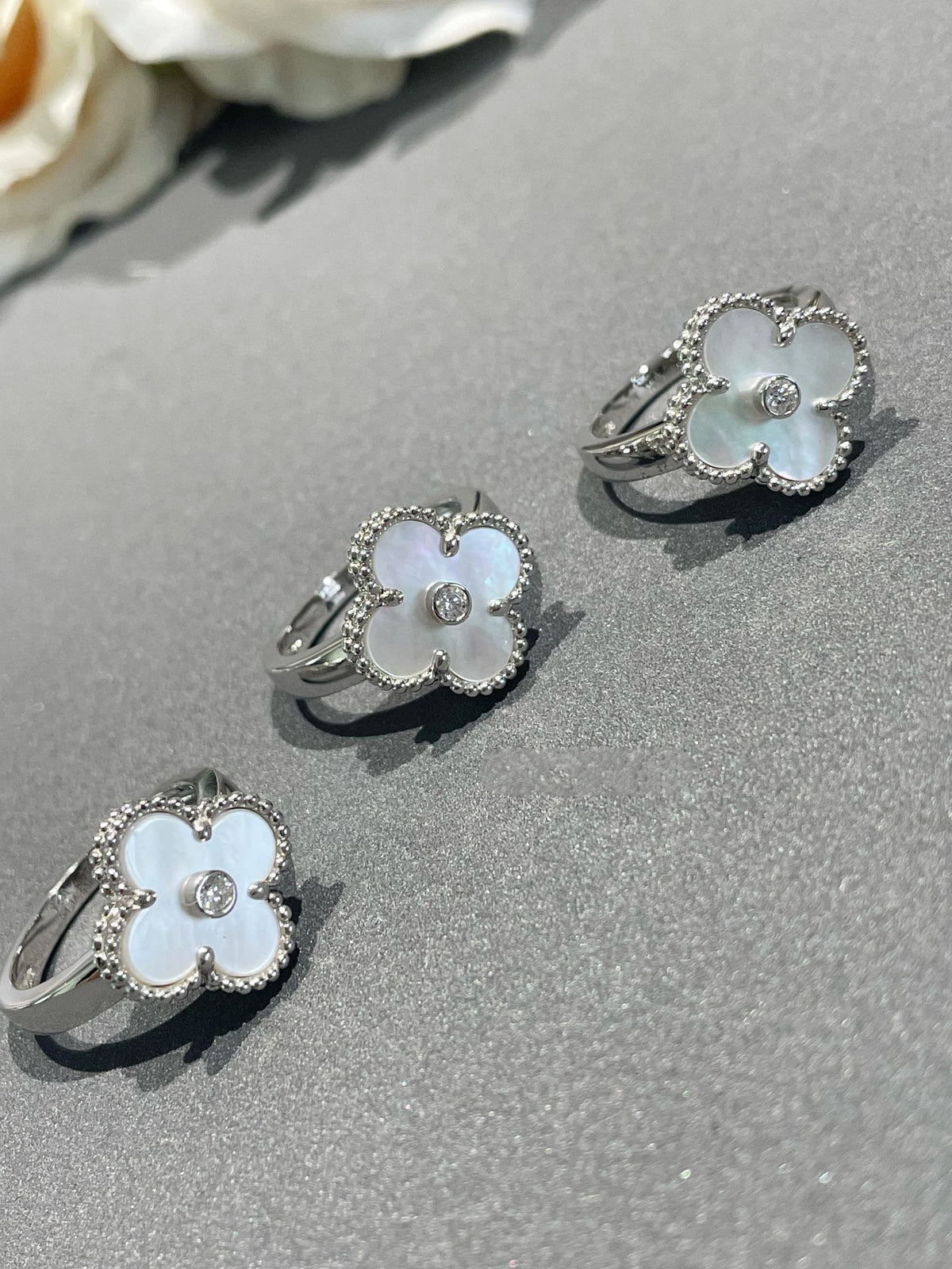 [⭐Spark]CLOVER SILVER MOP DIAMOND RING
