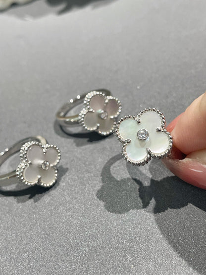 [⭐Spark]CLOVER SILVER MOP DIAMOND RING