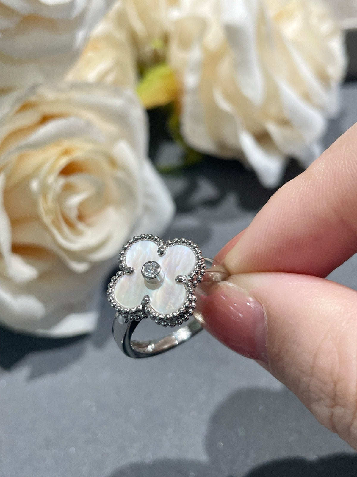 [⭐Spark]CLOVER SILVER MOP DIAMOND RING