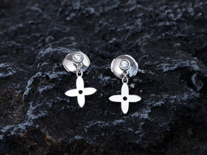 [⭐Spark]VIDYLLE SILVER DIAMOND MINI DROP EARRINGS