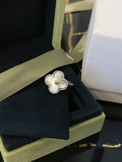 [⭐Spark]CLOVER SILVER RING