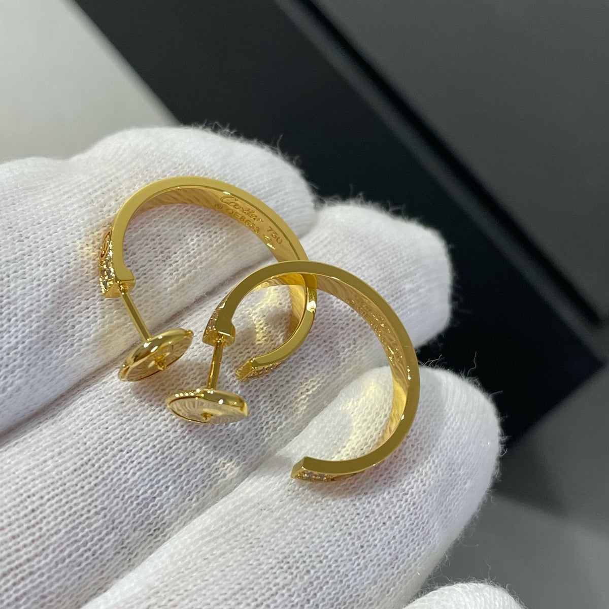 [⭐Spark]LOVE DIAMOND GOLD HOOP EARRINGS