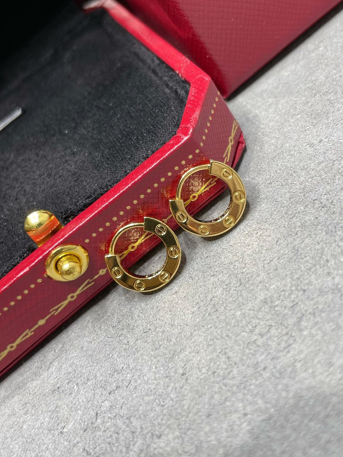 [⭐Spark]LOVE MINI EARRINGS