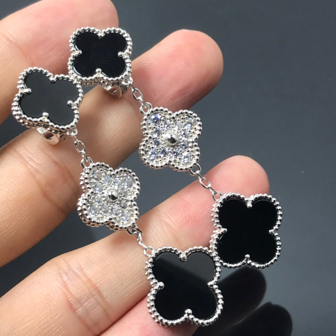 [⭐Spark]CLOVER 3 MOTIF DIAMOND ONYX SILVER EARRINGS