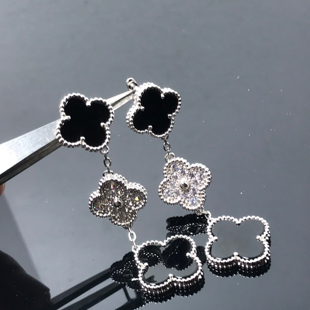 [⭐Spark]CLOVER 3 MOTIF DIAMOND ONYX SILVER EARRINGS