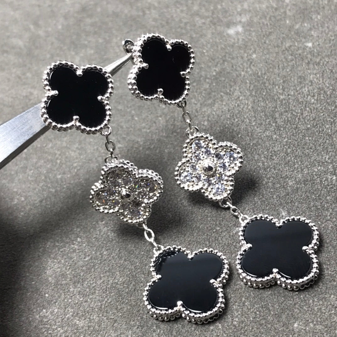 [⭐Spark]CLOVER 3 MOTIF DIAMOND ONYX SILVER EARRINGS