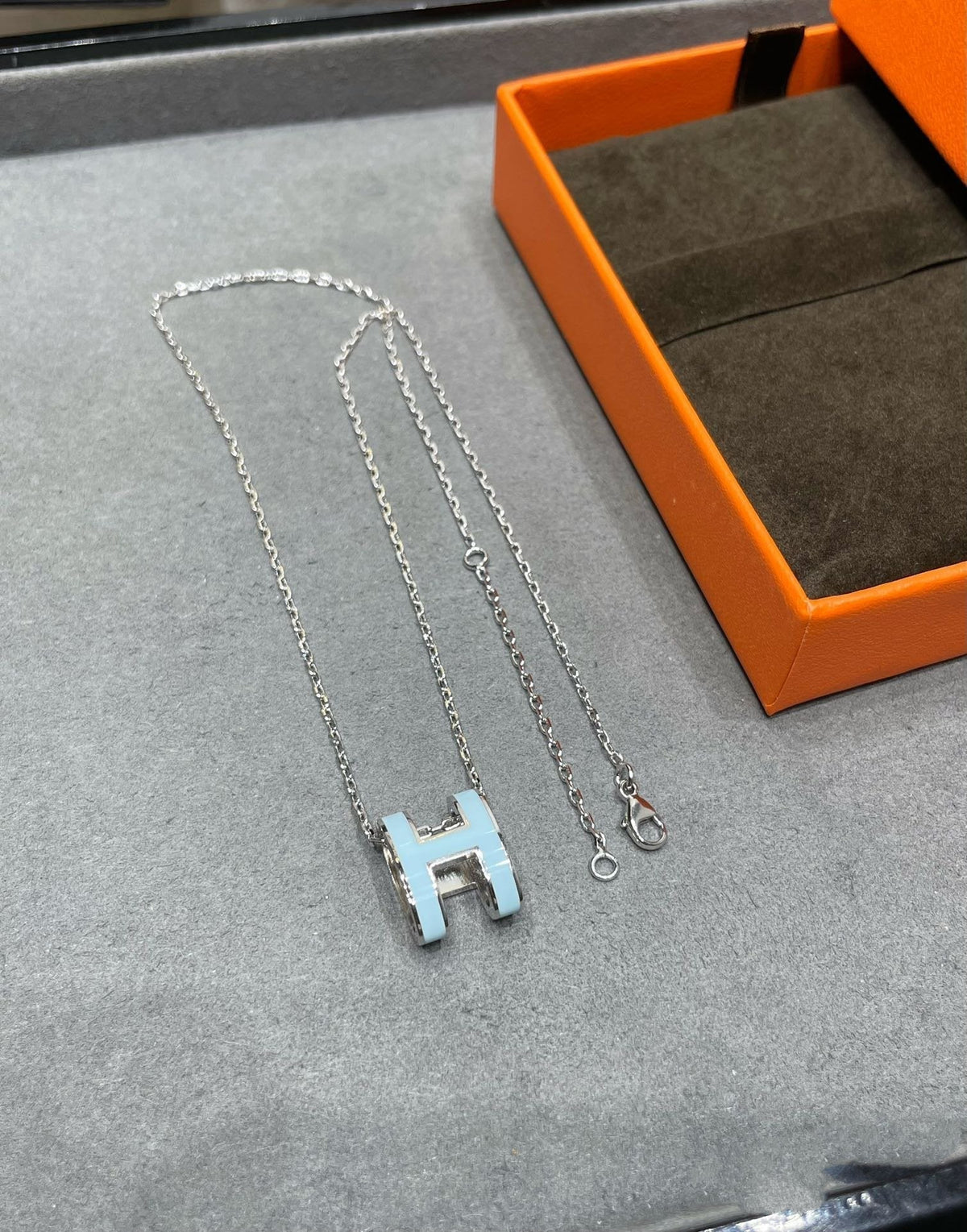 [⭐Spark]POP H SKY BLUE NECKLACE