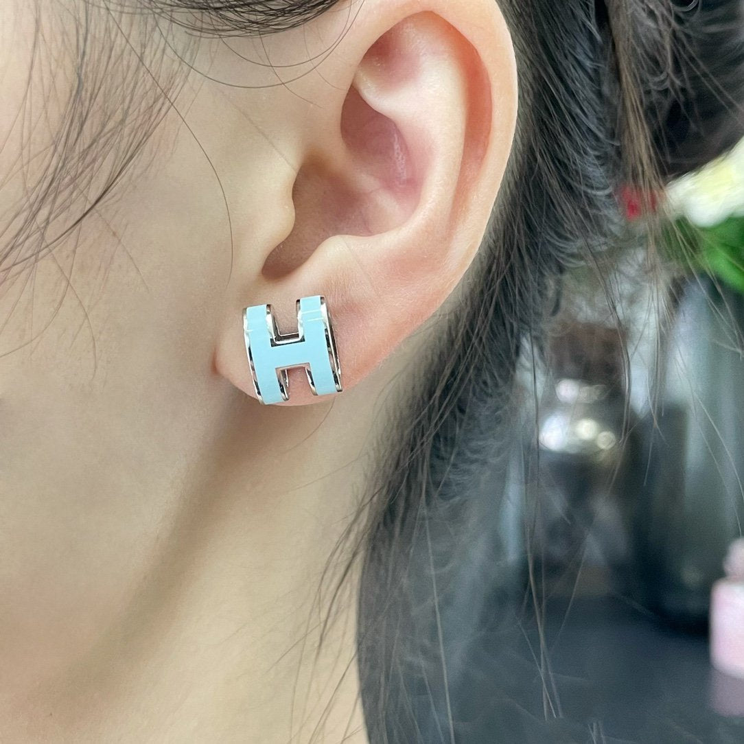 [⭐Spark]POP H SKY BLUE STUD EARRINGS
